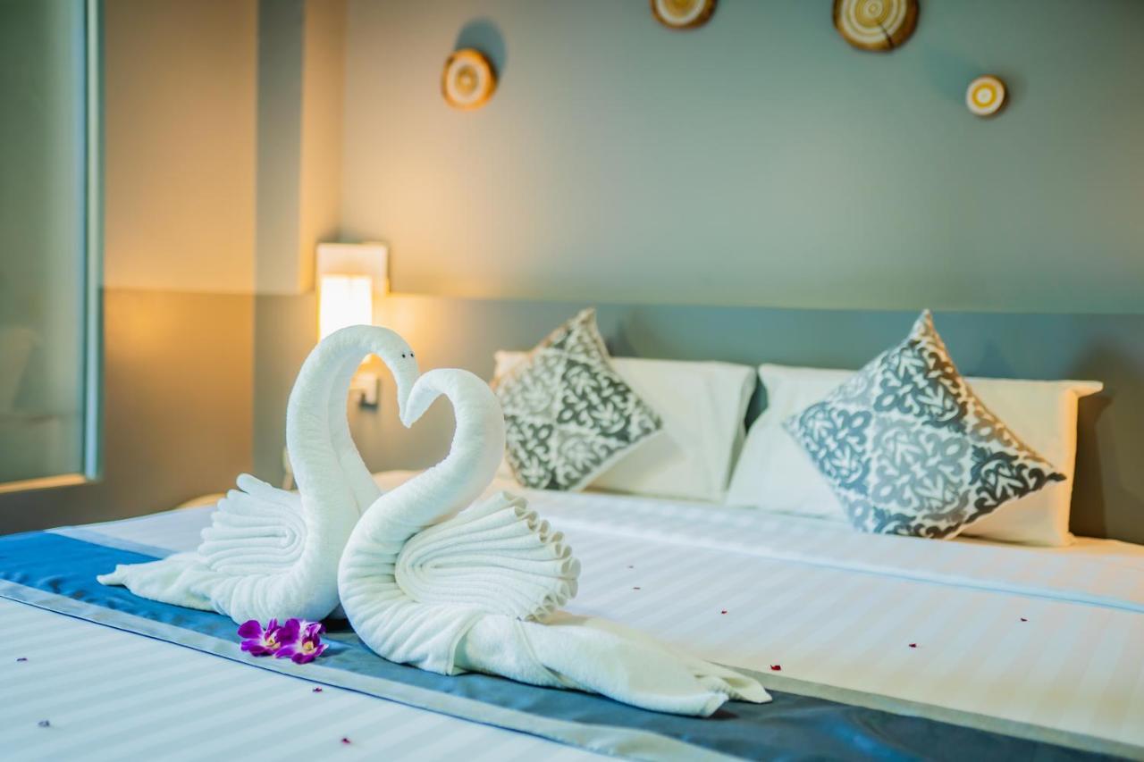 The Rubber Hotel Phuket Thalang Exterior foto