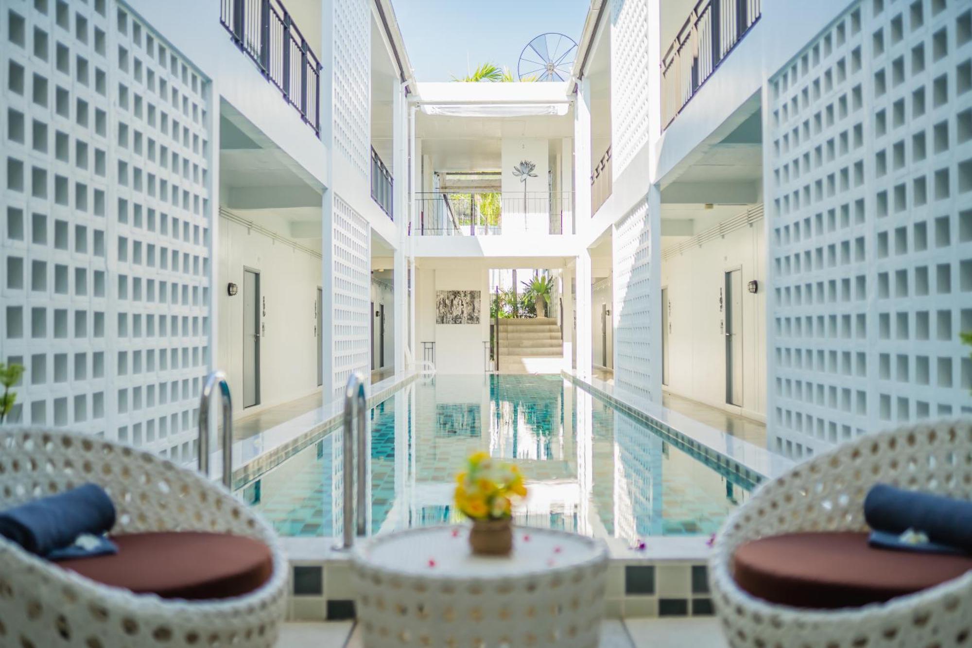 The Rubber Hotel Phuket Thalang Exterior foto